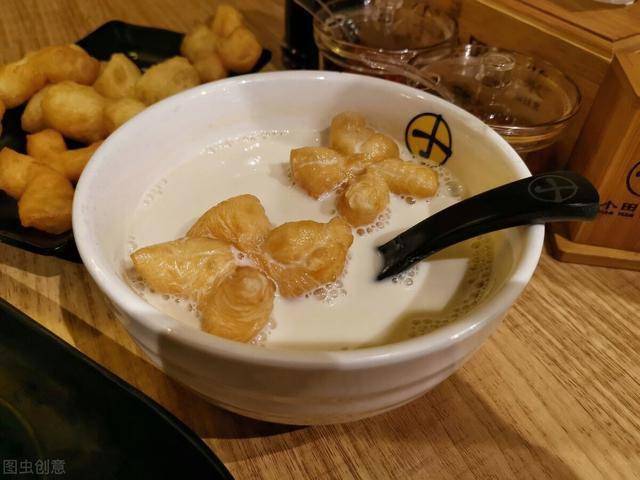 ‘BJL平台’
吃早餐时 喝牛奶还是喝豆乳好？营养相差几多呢？今天一次讲清楚(图10)